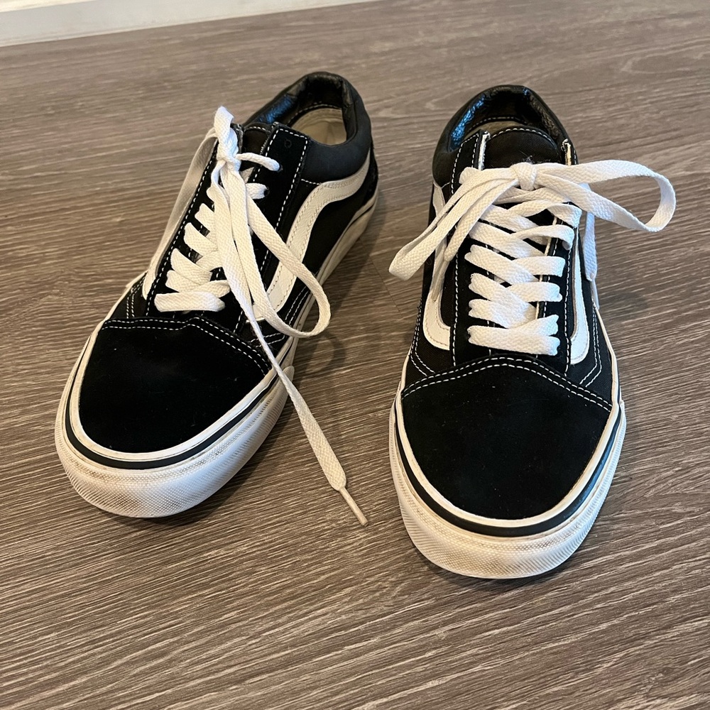 Vans Old Skool shoe - black and white